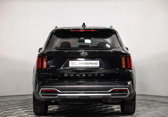 Подержанный автомобиль Kia Sorento 2020 года (6 фото)