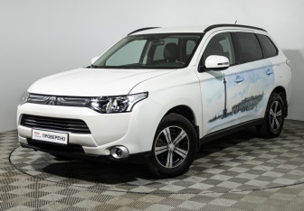 Подержанный автомобиль Mitsubishi Outlander 2012 года (1 фото)