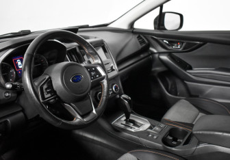 Подержанный автомобиль Subaru XV 2017 года (9 фото)