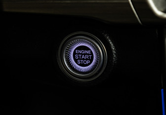 Подержанный автомобиль Exeed TXL 2023 года (16 фото)