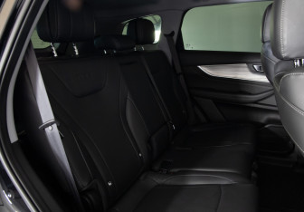 Подержанный автомобиль Chery Tiggo 8 Pro Max 2022 года (11 фото)