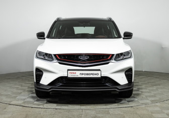 Подержанный автомобиль Geely Coolray 2022 года (2 фото)