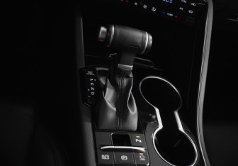 Подержанный автомобиль Kia K5 2022 года (17 фото)