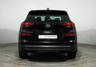 Подержанный автомобиль Hyundai Tucson 2020 года (6 фото)