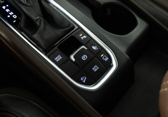 Подержанный автомобиль Hyundai Santa Fe 2018 года (21 фото)