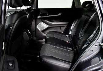 Подержанный автомобиль Exeed TXL 2023 года (11 фото)