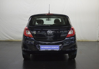 Подержанный автомобиль Opel Corsa 2010 года (6 фото)