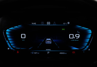 Подержанный автомобиль Exeed VX 2022 года (36 фото)