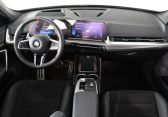 Новый BMW X1 2025 (10 фото)