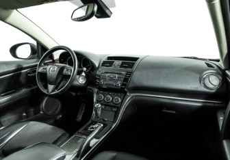 Подержанный автомобиль Mazda 6 Sedan 2012 года (9 фото)