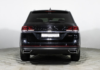 Подержанный автомобиль Volkswagen Teramont 2021 года (6 фото)