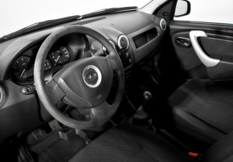 Подержанный автомобиль LADA (ВАЗ) Largus Wagon 2018 года (9 фото)