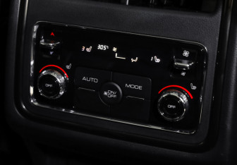 Подержанный автомобиль Haval H9 2024 года (32 фото)