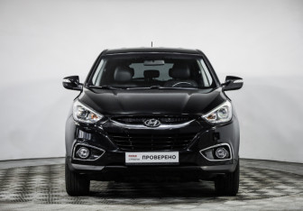 Подержанный автомобиль Hyundai ix35 2014 года (2 фото)