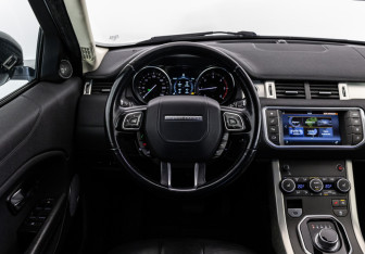Подержанный автомобиль Land Rover Range Rover Evoque 2015 года (13 фото)