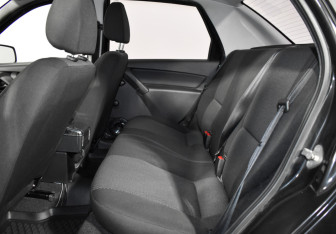 Подержанный автомобиль Datsun on-DO 2014 года (13 фото)