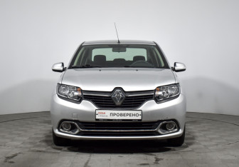 Подержанный автомобиль Renault Logan Sedan 2015 года (2 фото)