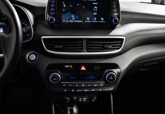 Подержанный автомобиль Hyundai Tucson 2020 года (18 фото)
