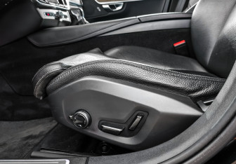 Подержанный автомобиль Volvo S90 2019 года (13 фото)