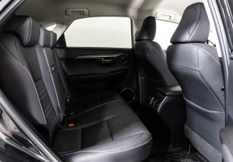 Подержанный автомобиль Lexus NX 2020 года (26 фото)