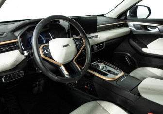 Подержанный автомобиль Haval Jolion 2024 года (11 фото)
