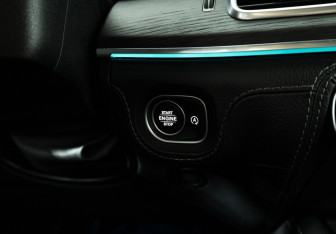 Подержанный автомобиль Mercedes-Benz GLE 2021 года (21 фото)