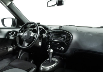 Подержанный автомобиль Nissan Juke 2017 года (9 фото)