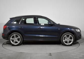 Подержанный автомобиль Audi Q5 2015 года (4 фото)