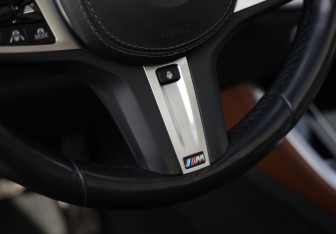 Подержанный автомобиль BMW X5 2019 года (15 фото)