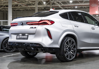 Подержанный автомобиль BMW X6 M 2020 года (9 фото)