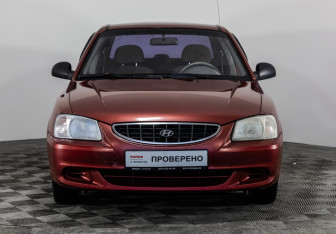 Подержанный автомобиль Hyundai Accent Sedan 2005 года (2 фото)