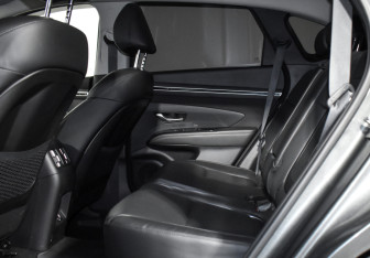 Подержанный автомобиль Hyundai Tucson 2021 года (14 фото)