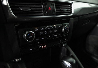 Подержанный автомобиль Mazda CX-5 2016 года (17 фото)