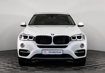 Подержанный автомобиль BMW X6 2015 года (2 фото)