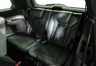 Подержанный автомобиль GAC GS8 2023 года (24 фото)