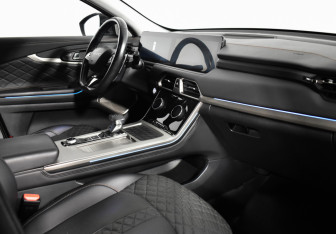 Подержанный автомобиль Exeed TXL 2023 года (13 фото)