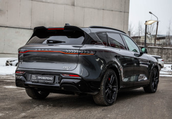 Подержанный автомобиль Voyah Free 2024 года (7 фото)