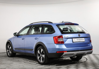Подержанный автомобиль Skoda Octavia Wagon 2016 года (7 фото)