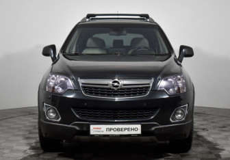 Подержанный автомобиль Opel Antara 2013 года (2 фото)