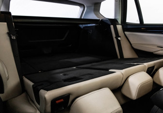 Подержанный автомобиль BMW X3 2014 года (29 фото)