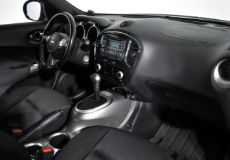 Подержанный автомобиль Nissan Juke 2012 года (13 фото)