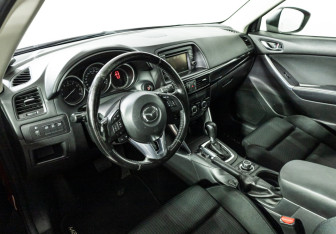 Подержанный автомобиль Mazda CX-5 2014 года (11 фото)
