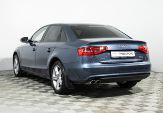 Подержанный автомобиль Audi A4 Sedan 2015 года (7 фото)