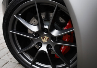 Подержанный автомобиль Porsche 911 Convertible 2013 года (20 фото)