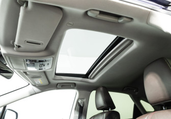 Подержанный автомобиль Lexus RX 2017 года (17 фото)