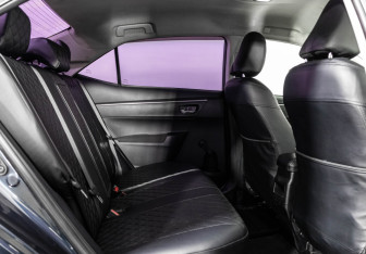 Подержанный автомобиль Toyota Corolla Sedan 2014 года (16 фото)