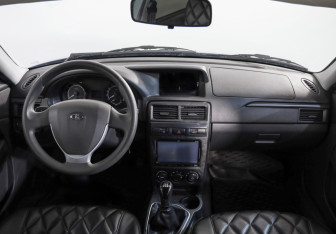 Подержанный автомобиль LADA (ВАЗ) Priora Sedan 2015 года (9 фото)