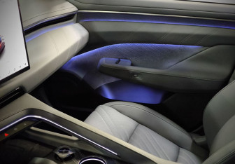 Новый Zeekr 001 2024 (36 фото)