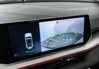 Подержанный автомобиль Geely Coolray 2024 года (18 фото)