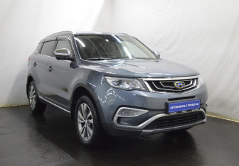 Подержанный автомобиль Geely Atlas 2021 года (3 фото)